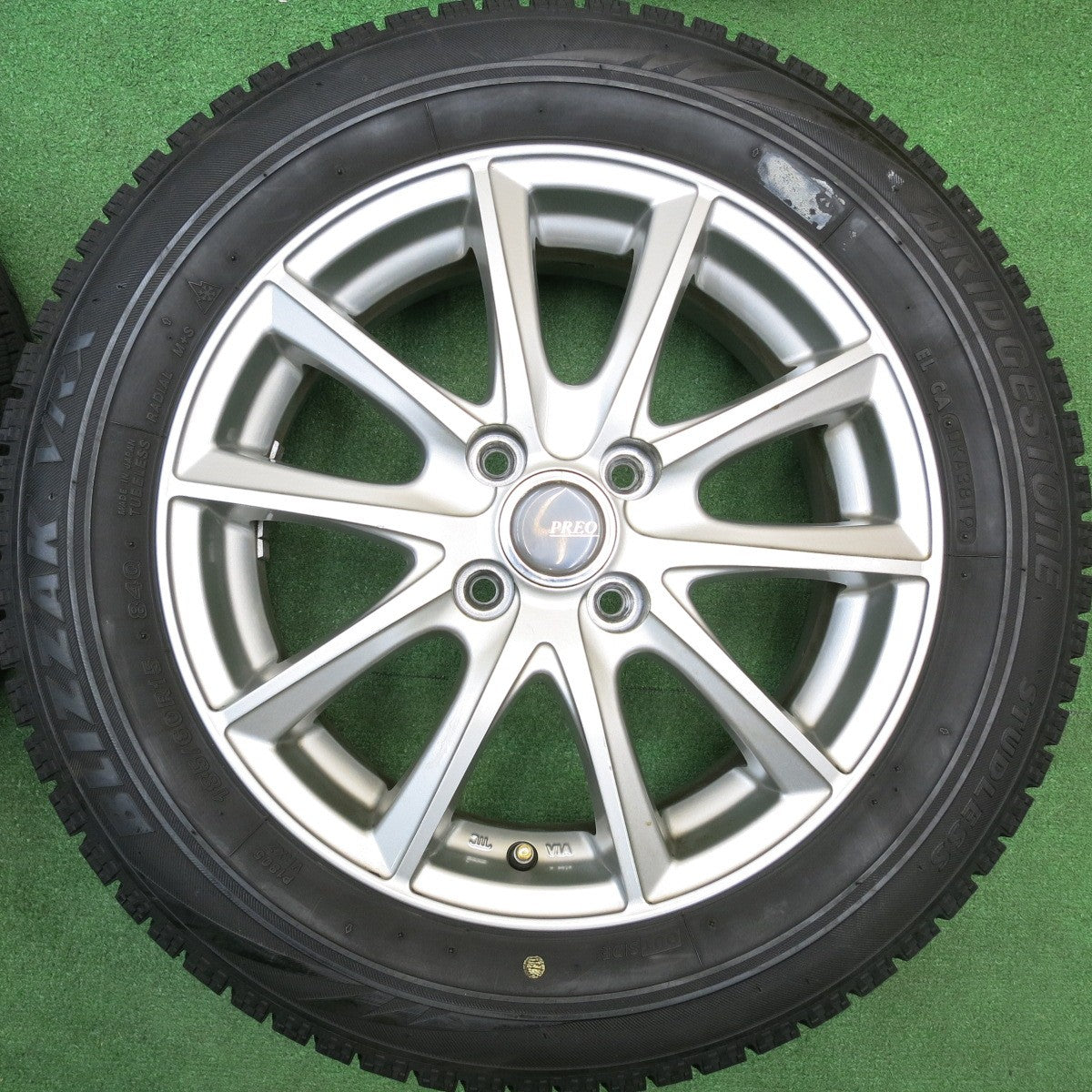 バリ溝！8.5分★スタッドレス 185/60R15 ブリヂストン ブリザック VRX PREO プレオ 15インチ PCD100/4H★5121802HAス