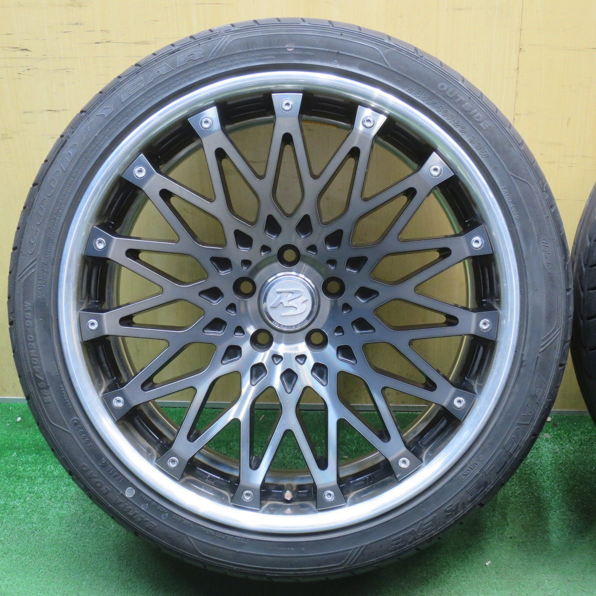 バリ溝！23年！キレイ！9分★RS CV WIRE CRIMSON 245/40R20 グッドイヤー イーグル LS EXE クリムソン 20インチ PCD114.3/5H★6051506NJノ