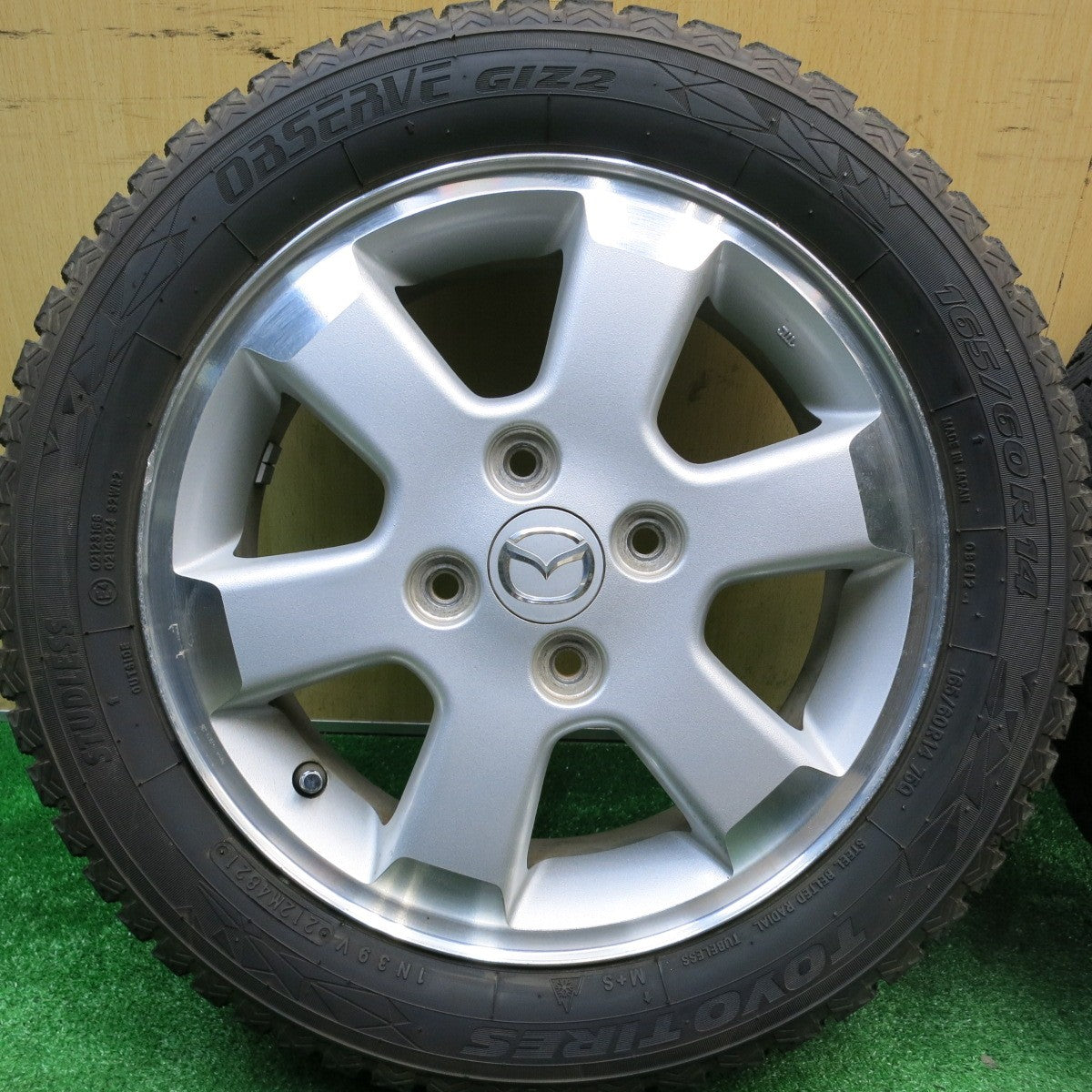 4本価格！21年★マツダ DG64W スクラム ワゴン 純正 165/60R14 スタッドレス トーヨー オブザーブ GIZ2 14インチ PCD100/4H★5121308HAス