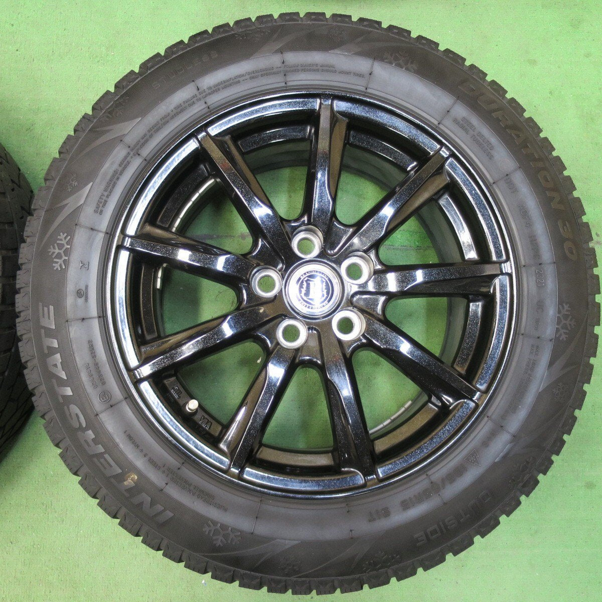キレイ！21年★プリウス 等 195/65R15 スタッドレス インターステート DURATION30 BRANDLE-LINE ブランドルライン 15インチ PCD100/5H★5032706イス