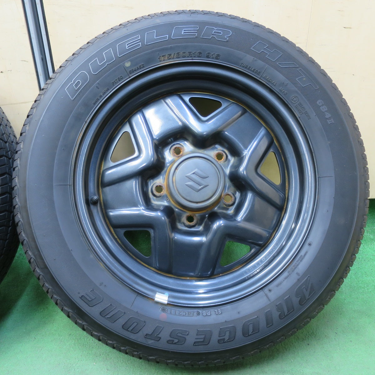 バリ溝！8.5分★スズキ JB64 ジムニー 純正 スチール 175/80R16 ブリヂストン デューラー H/T 684Ⅱ 16インチ PCD139.7/5H★5100908イノ