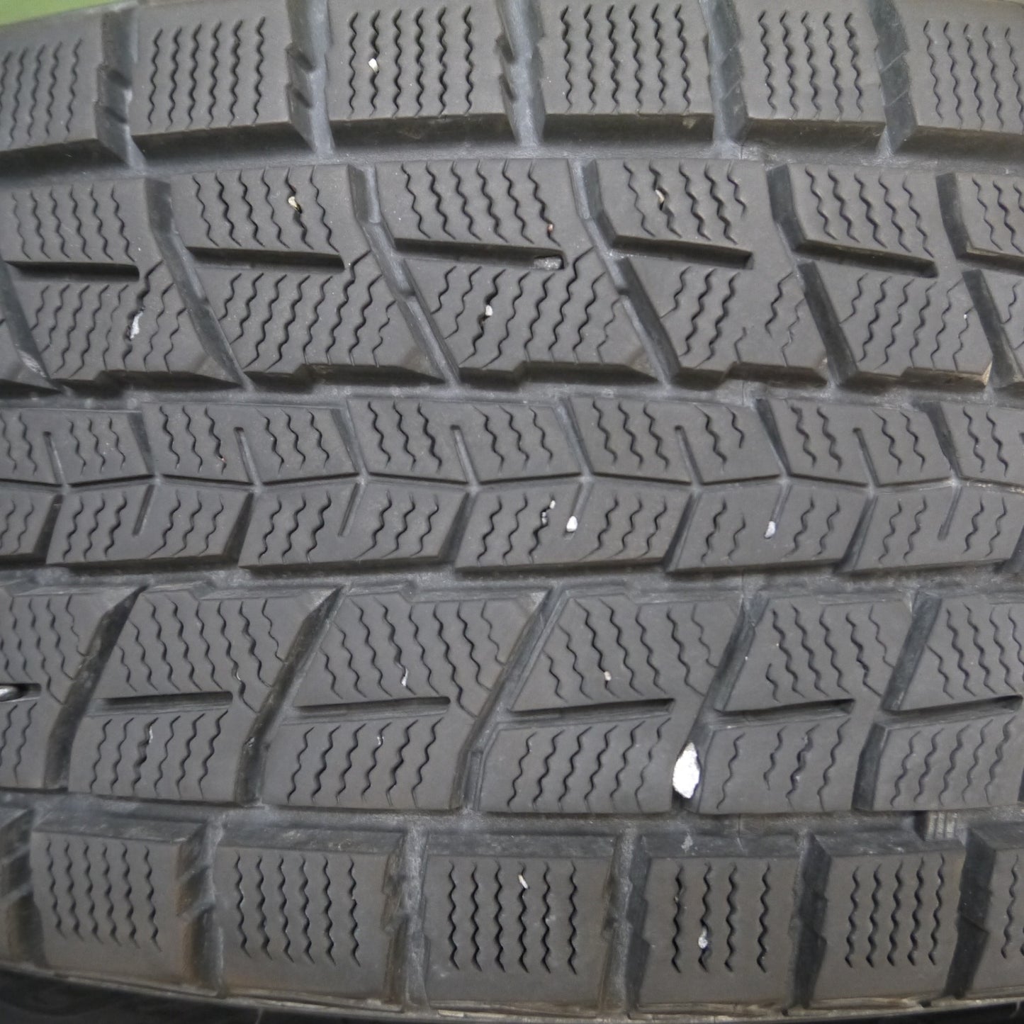 *送料無料* バリ溝！キレイ！9.5分★スタッドレス 225/65R17 ダンロップ ウインターマックス SJ8 VIOLENTO ヴィオレント PCD114.3/5H★4031910Hス
