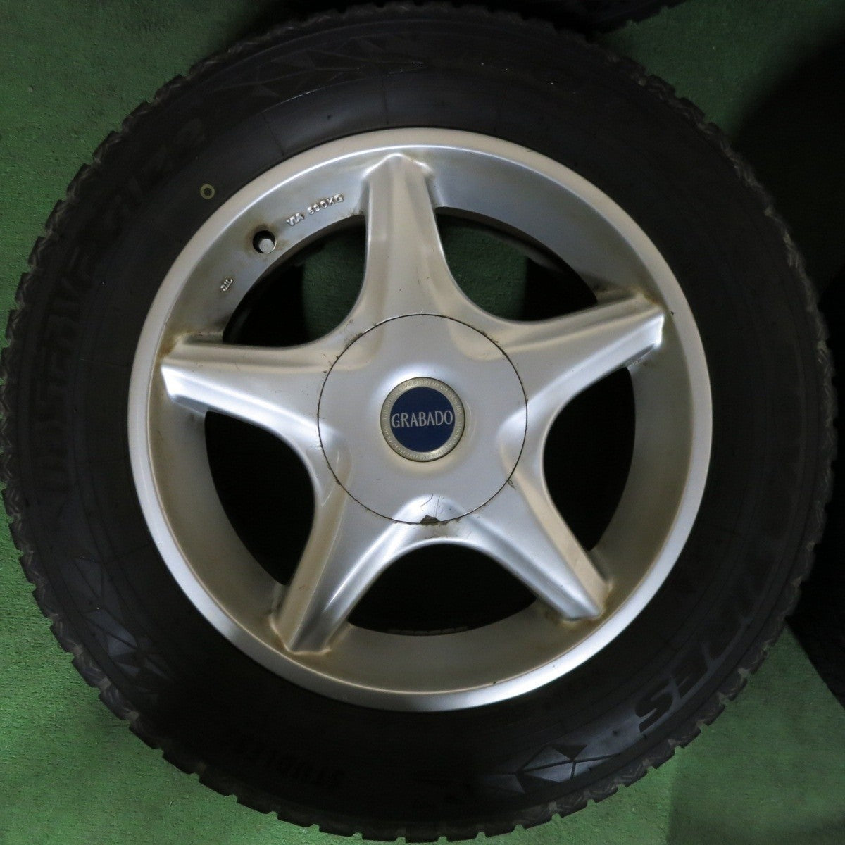 バリ溝！21年！9.5分★スタッドレス 195/65R15 トーヨー オブザーブ GIZ2 GRABADO 15インチ PCD100 114.3/5H マルチ★4112708SYス