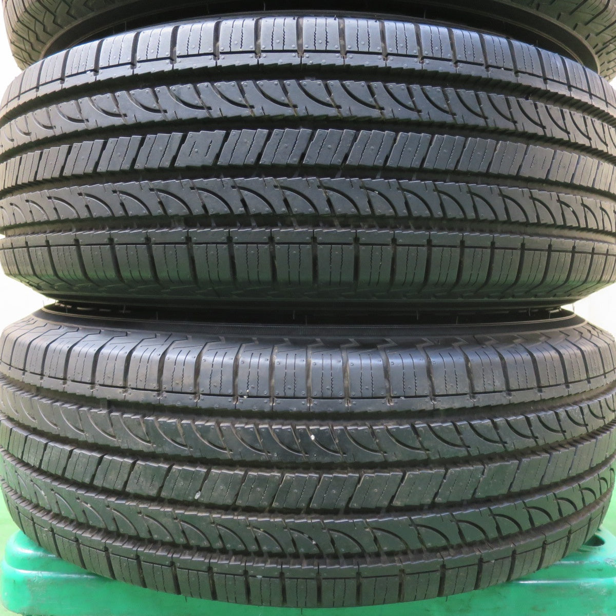 [送料無料] 超バリ溝！22年！キレイ！ほぼ10分★日産 エクストレイル 純正 スチール 215/70R15 ヨコハマ ジオランダー H/T G056 PCD114.3/5H★4101404イノ