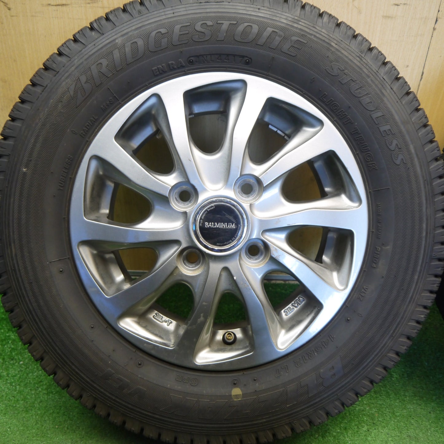 バリ溝！9分◎スタッドレス 145R12 6PR ブリヂストン ブリザック VL1 BALMINUM TR10 バルミナ 12インチ PCD100/4H◎6072904Hス