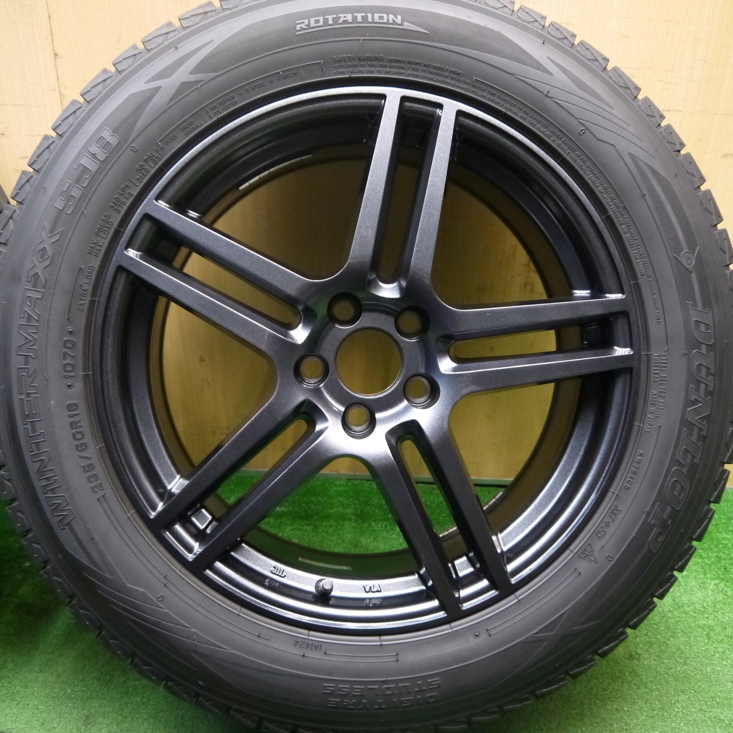 [送料無料] バリ溝！キレイ！9.5分★ボルボ 等 Euro design 235/60R18 スタッドレス ダンロップ ウインターマックス SJ8 ユーロデザイン 18インチ PCD108/5H★5040109Hス