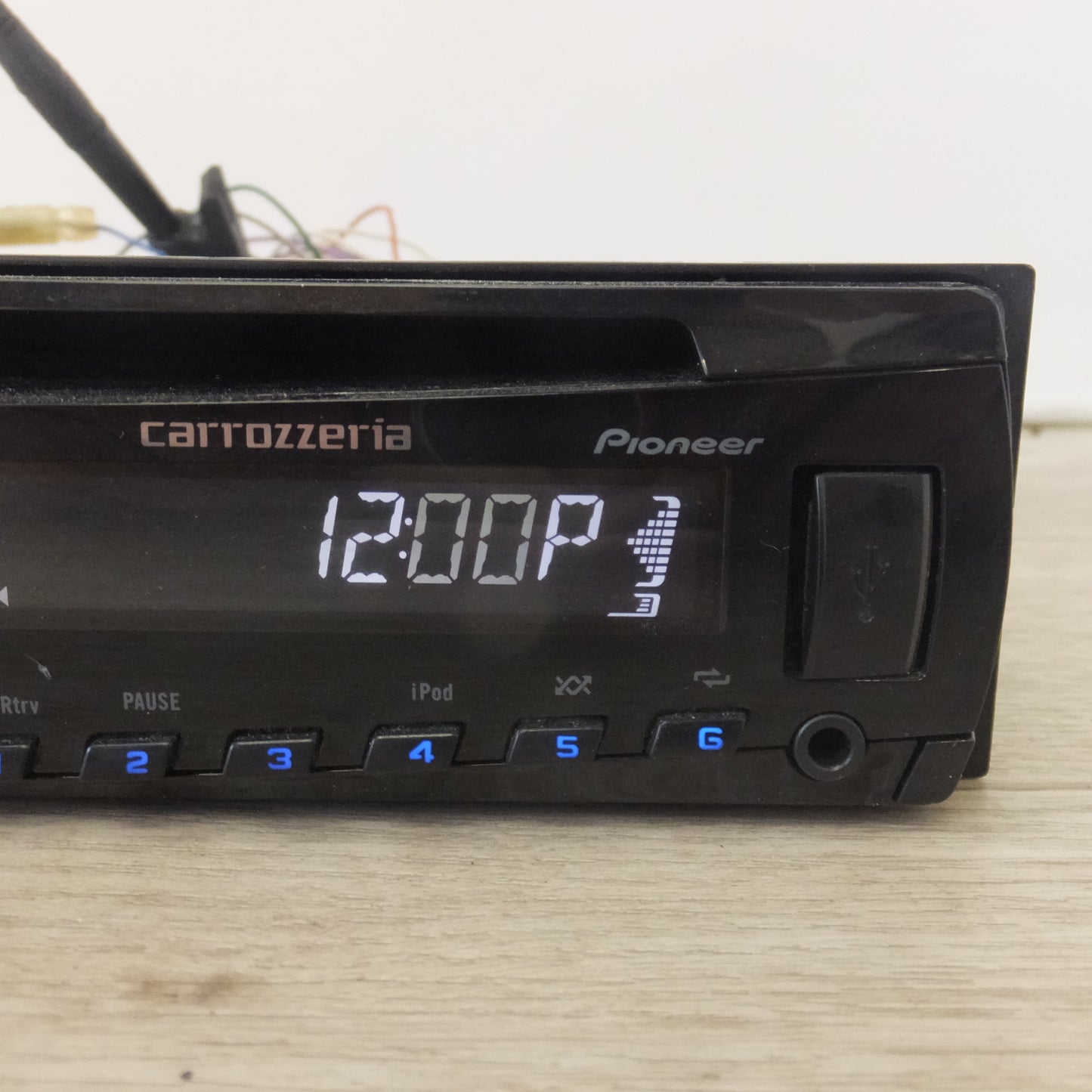 [送料無料] ★カロッツェリア carrozzeria チューナーメインユニット CDレシーバー DEH-460(39)★