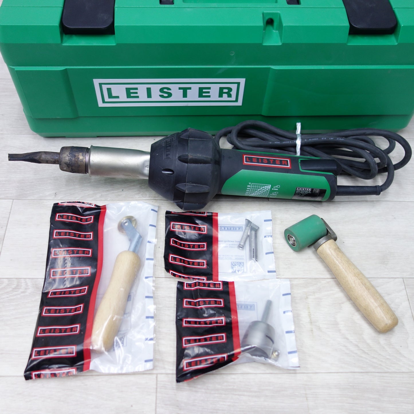 [送料無料] 付属品付き◆LEISTER ライスター ヒート ガン ホット ガン 熱風 溶接機 トリアック ST 141.230 ケース付き 電動 工具 (2)◆