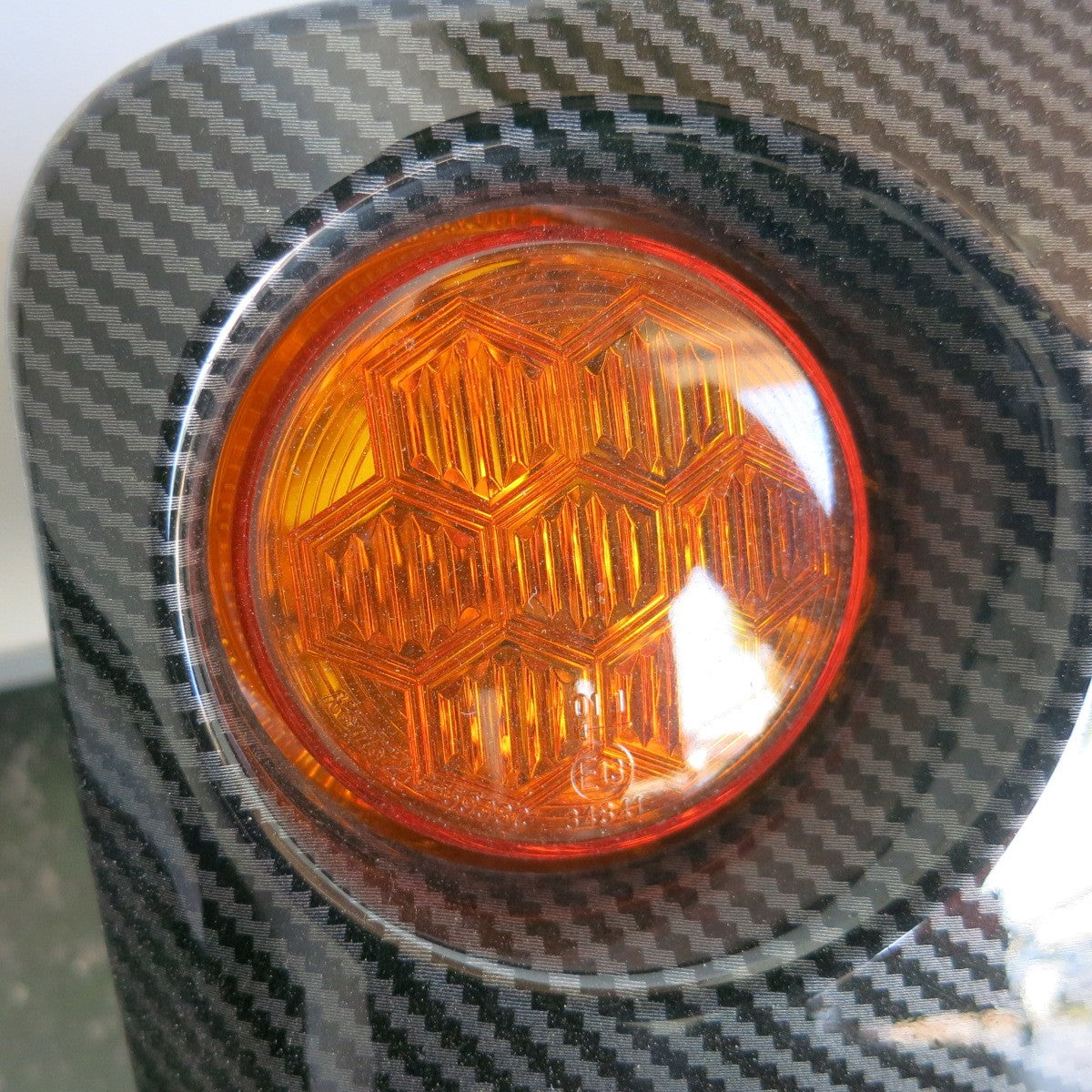 [送料無料] キレイ◆スズキ JB64 ジムニー 用 社外 カーボン調 フロント グリル カー パーツ メーカー 型式 不明◆
