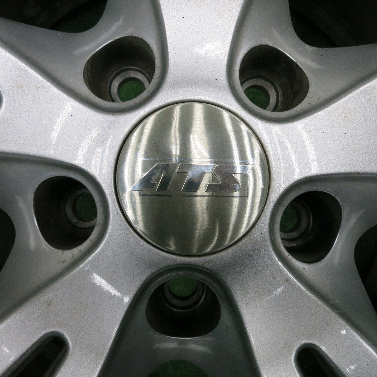 バリ溝！キレイ！9分★アウディ等 ATS ペガサス 225/55R16 スタッドレス ピレリ アイスアシンメトリコ PCD112/5H★4111404NJス