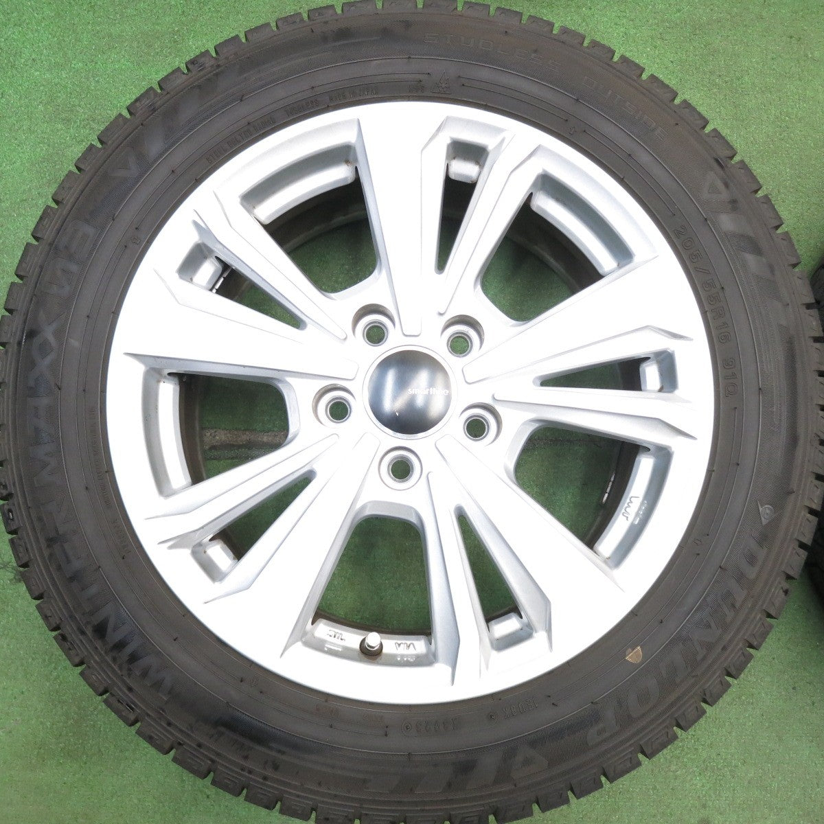バリ溝！23年！キレイ！9分★アウディ 等 smartline 365 205/55R16 スタッドレス ダンロップ ウインターマックス 03 スマートライン 16インチ PCD112/5H★6053008HAス