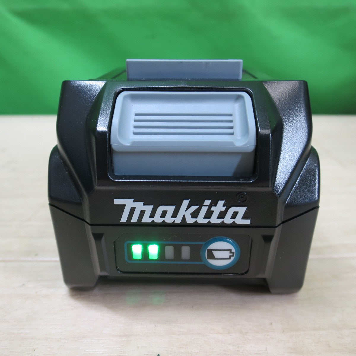 美品！バッテリー2個☆マキタ 充電式 インパクトドライバ TD002G DXAP 電動 工具 充電器 DC40RA コードレス makita 40V 2.5Ah☆