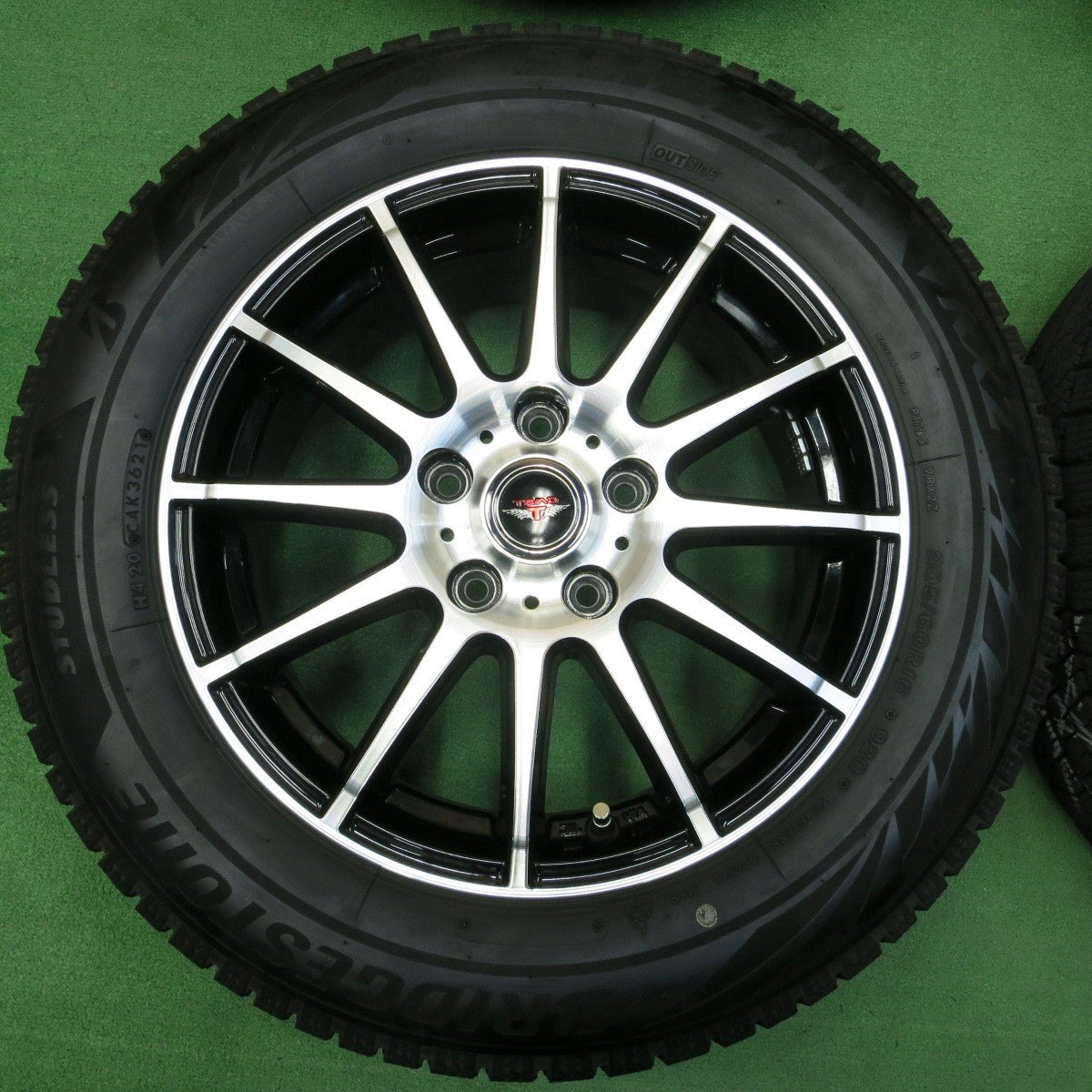 *送料無料* バリ溝！21年！キレイ！9.5分★スタッドレス 205/60R16 ブリヂストン ブリザック VRX2 TEAD テッド 16インチ PCD114.3/5H★4041102イス