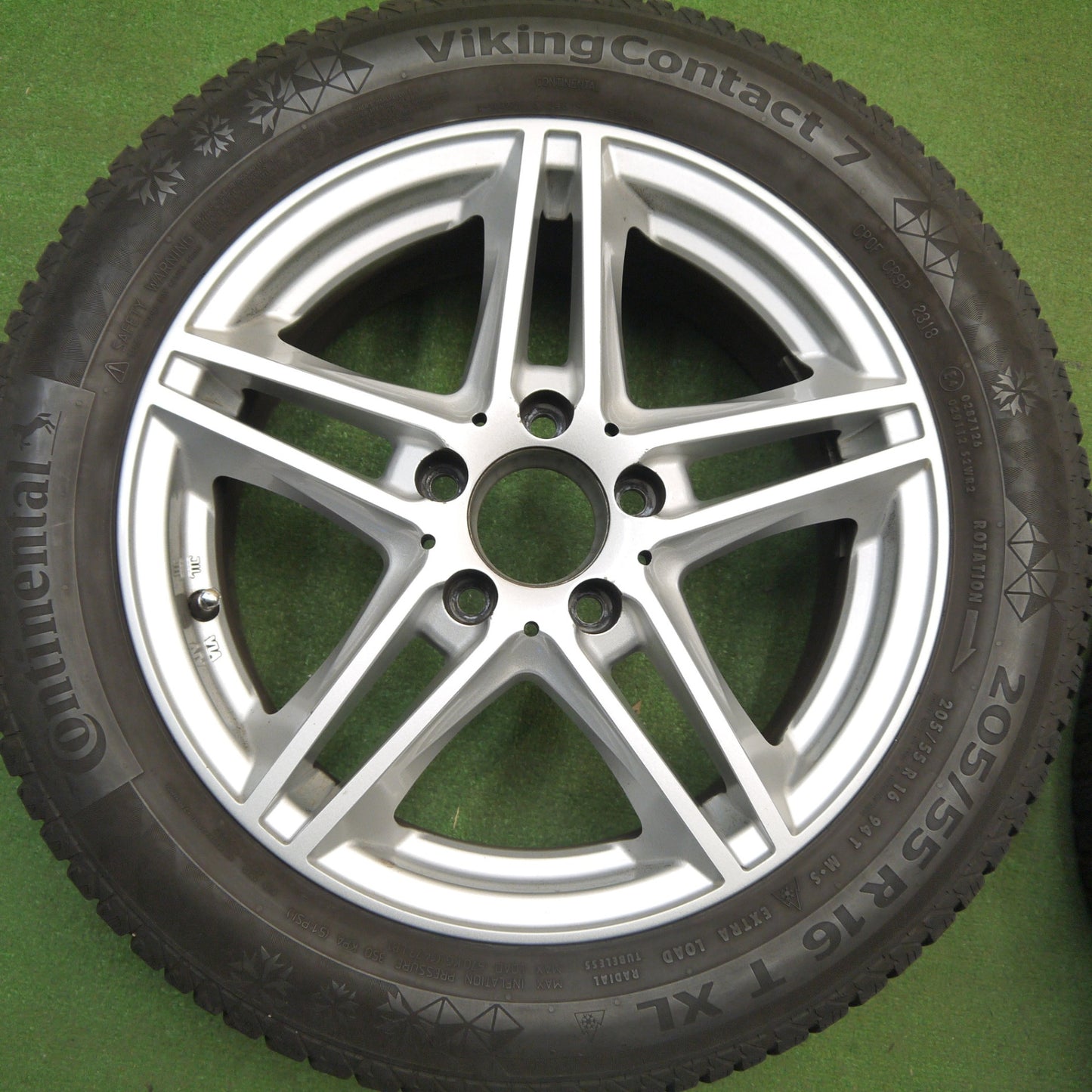 キレイ★ベンツ 等 205/55R16 スタッドレス コンチネンタル バイキング コンタクト7 社外 アルミ 16インチ PCD112/5H★6011401Hノ