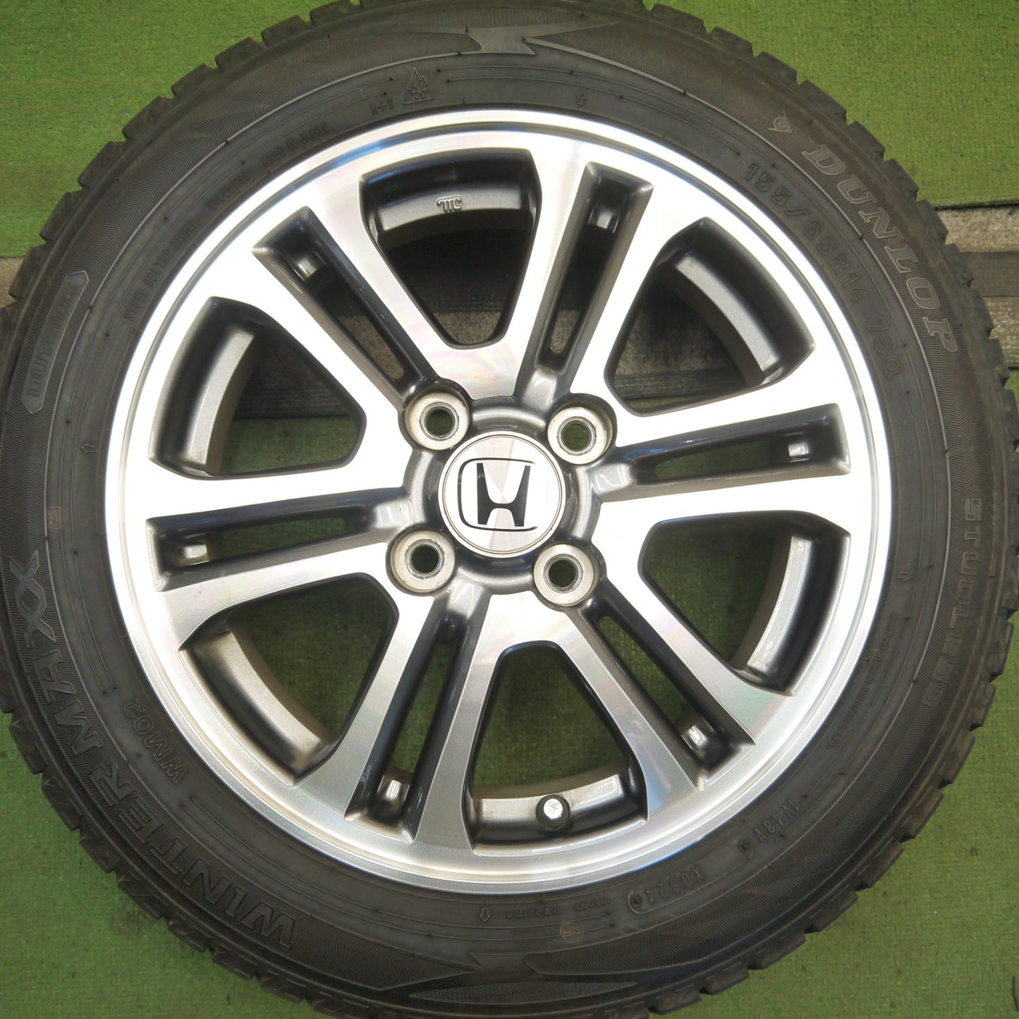 バリ溝！24年！9分◎ホンダ JF1 JF2 N-BOX カスタム 純正 155/65R14 スタッドレス ダンロップ ウインターマックス WM02 14インチ PCD100/4H◎6082802Hス