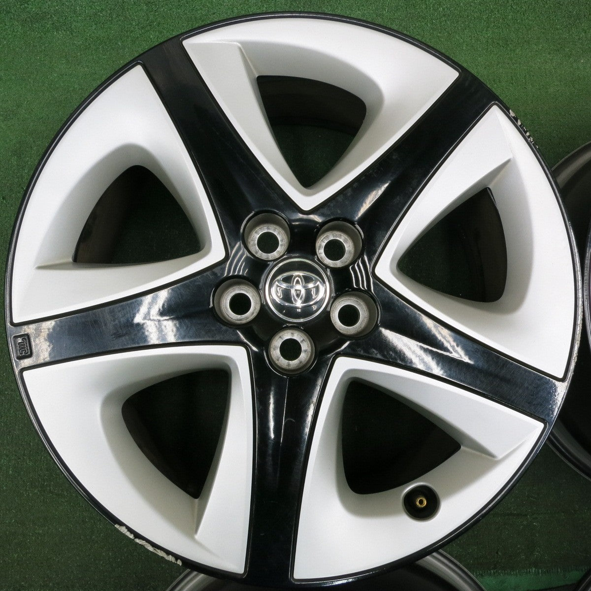 *送料無料* 4本価格★トヨタ 50系 プリウス ツーリング 純正 ホイール 17インチ 17×7J PCD100/5H★4060505HAホ