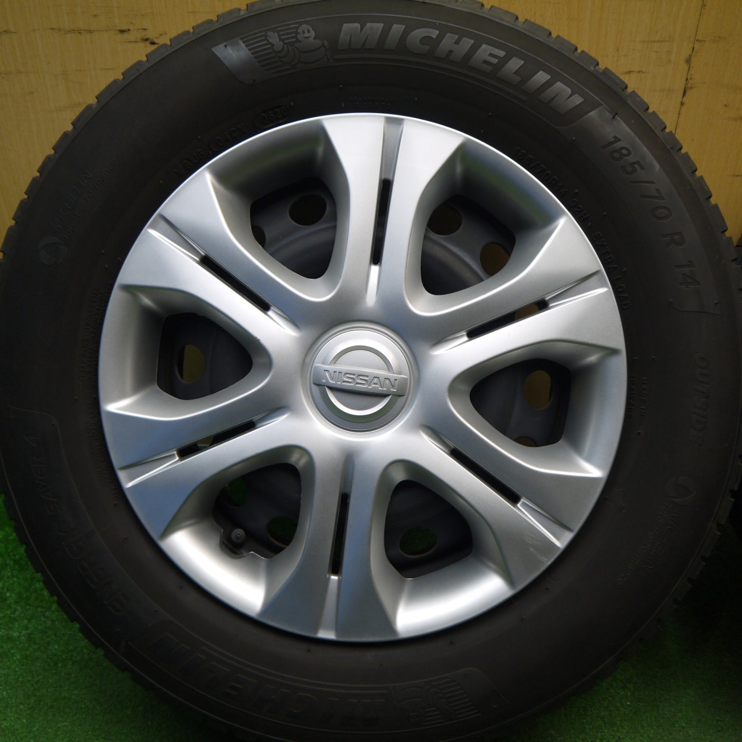 2本価格★日産 E12 ノート 純正 スチール 185/70R14 ミシュラン エナジーセイバー4 14インチ PCD100/4H★6040106Hノ