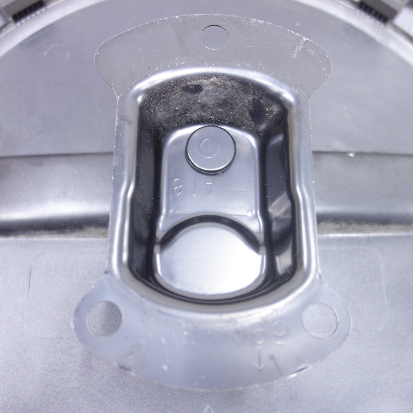 [送料無料] 1枚価格◆スズキ ジムニーシエラ 純正 背面 スペア タイヤ カバー 72821-65D80 ホイール キャップ カバー SUZUKI◆