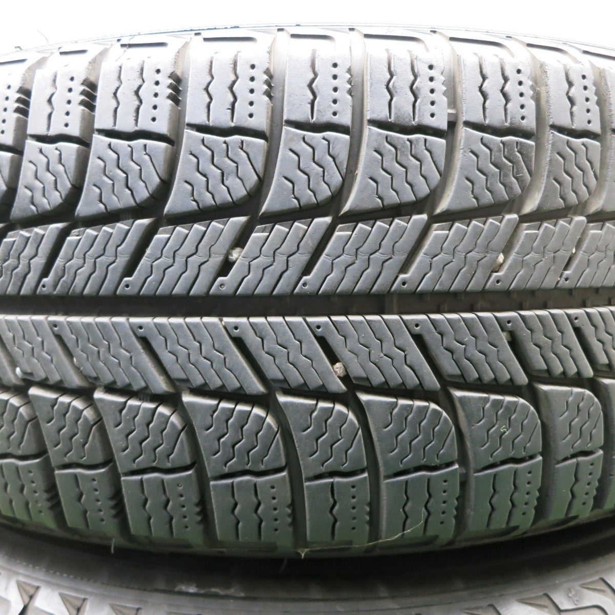 バリ溝 8.5分★日産 C27 セレナ 純正 OP エスティーロ 195/60R16 スタッドレス ミシュラン X-ICE XI3 PCD114.3/5H★4032704NJス