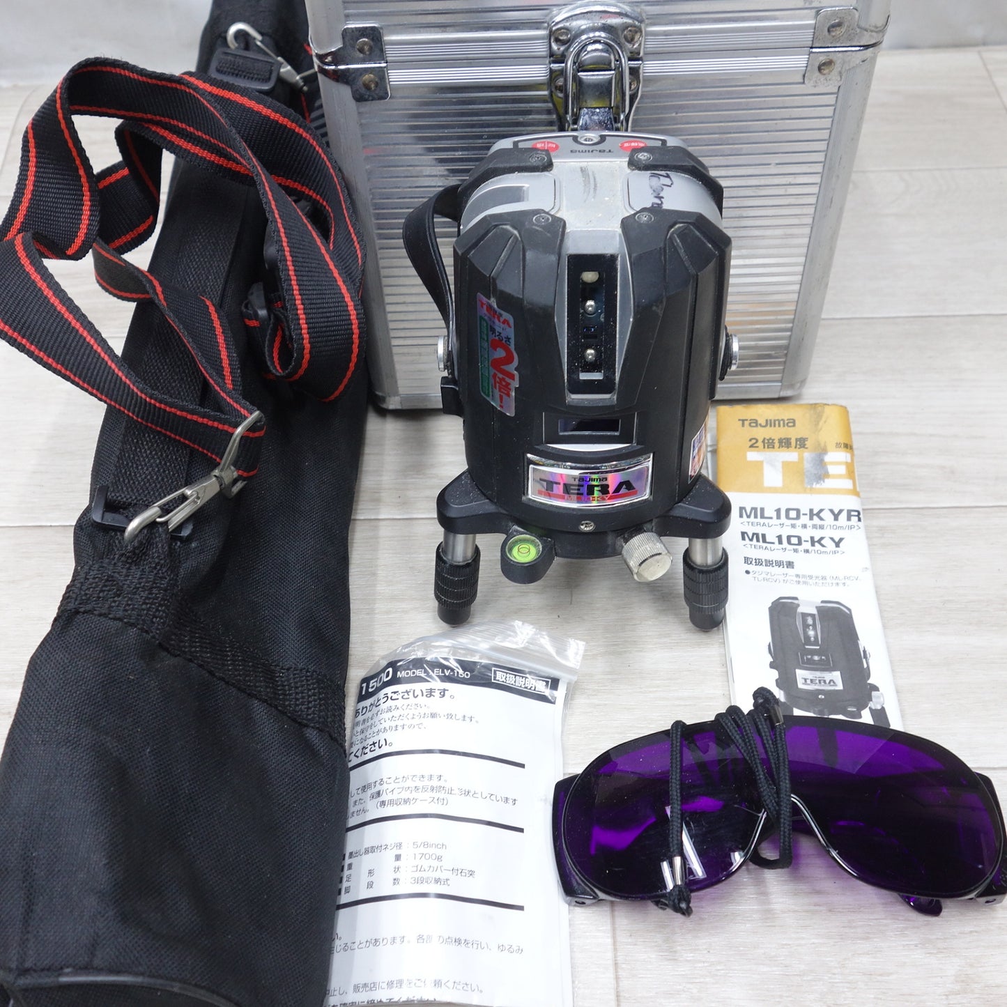 [送料無料] 三脚付き◆Tajima タジマ 2倍輝度 TERA レーザー 矩・横 墨出し器 ML10-KY テラ 墨出器 エレベーター 三脚 1500 ELV-150◆