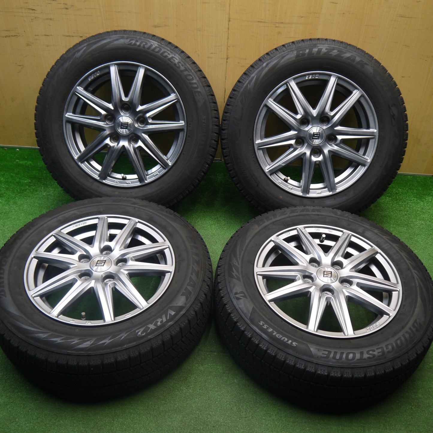 キレイ★スタッドレス 195/65R15 ブリヂストン ブリザック VRX2 SEIN ザイン 15インチ PCD114.3/5H★6010709Hス