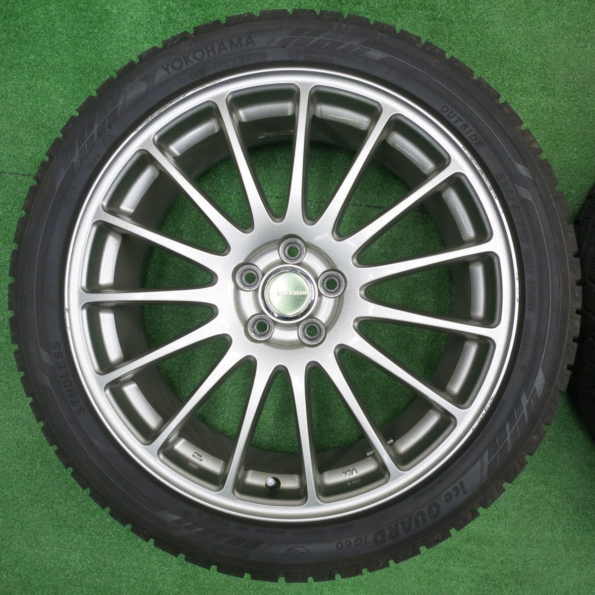 [送料無料] バリ溝！9.5分★レガシィ等 225/45R18 スタッドレス ヨコハマ アイスガード iG60 ECO FORME エコフォルム 18インチ PCD100/5H★4111504NJス