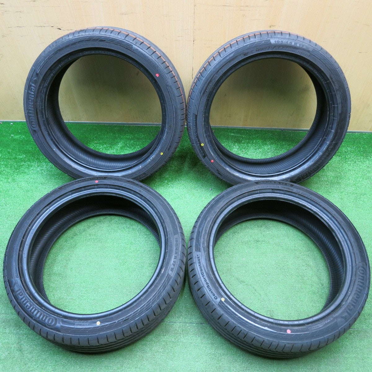 新車外し！25年★195/45R17 コンチネンタル コンチスポーツ コンタクト5 タイヤ 17インチ スイフト スポーツ アクア フィット キューブ 等★5123101HAノタ