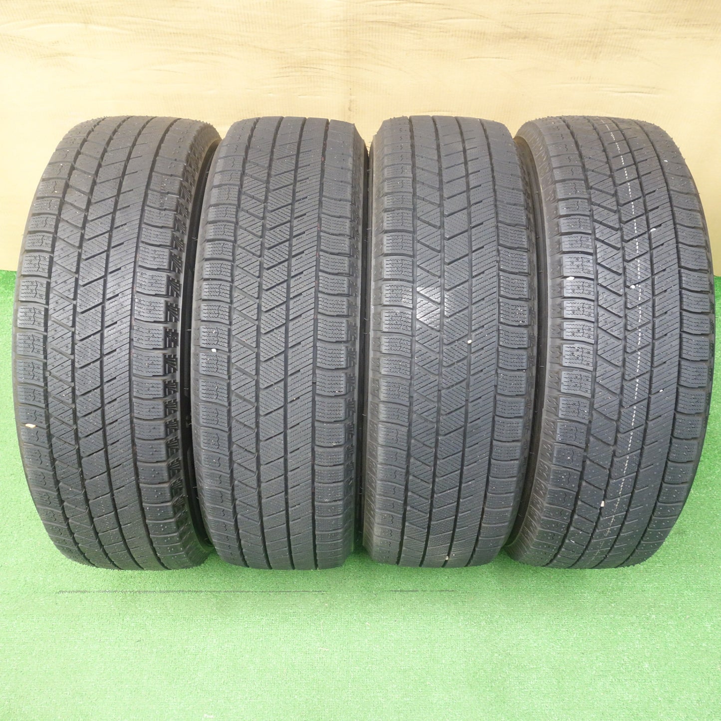 超バリ溝！24年！ほぼ10分◎スタッドレス 185/60R15 ブリヂストン ブリザック VRX3 BALMINUM TR10 バルミナ 15インチ PCD100/4H◎6062003KTス