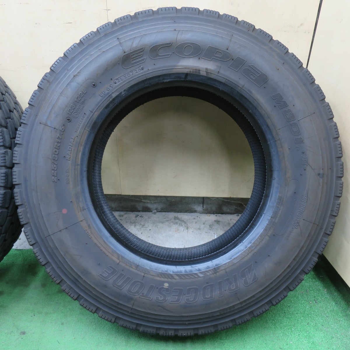 バリ溝！26年！9.5分！6本◎トラック タイヤ 225/80R17.5 123/122L ブリヂストン エコピア M801 Ⅱ ミックス オールシーズン 17.5インチ◎6092902イスタ