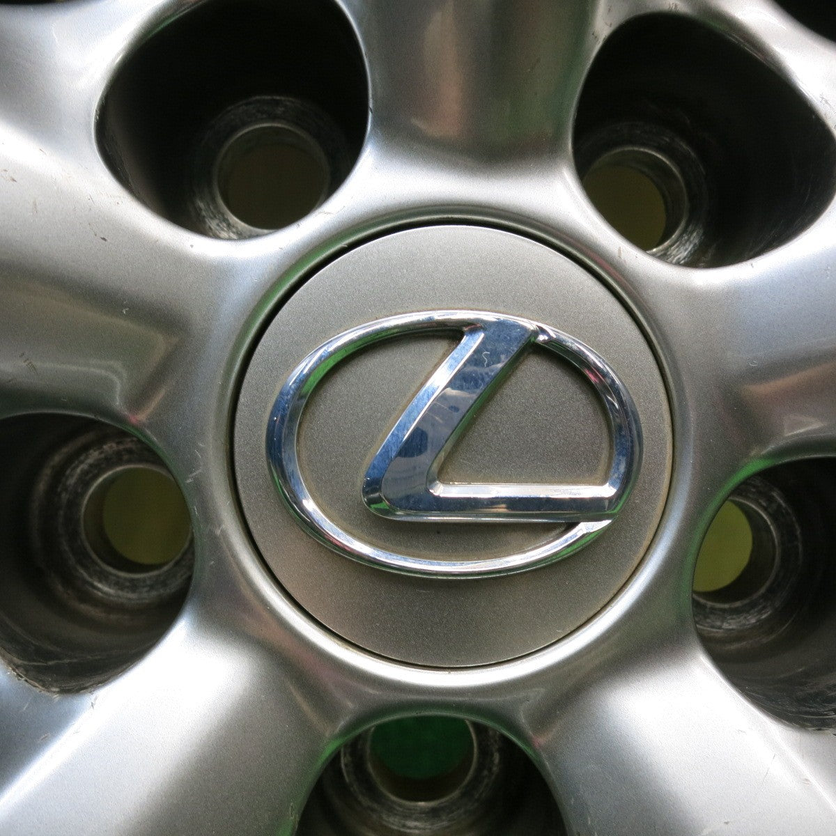 バリ溝！9.5分★レクサス IS バージョンS 純正 225/40R18 255/40R18 スタッドレス ブリヂストン ブリザック VRX2 18インチ PCD114.3/5H★5101206HAス