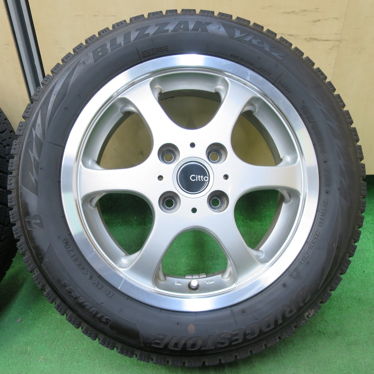 [送料無料] 4本価格！20年★スタッドレス 155/65R14 ブリヂストン ブリザック VRX2 Citta 14インチ PCD100/4H★4111506イス