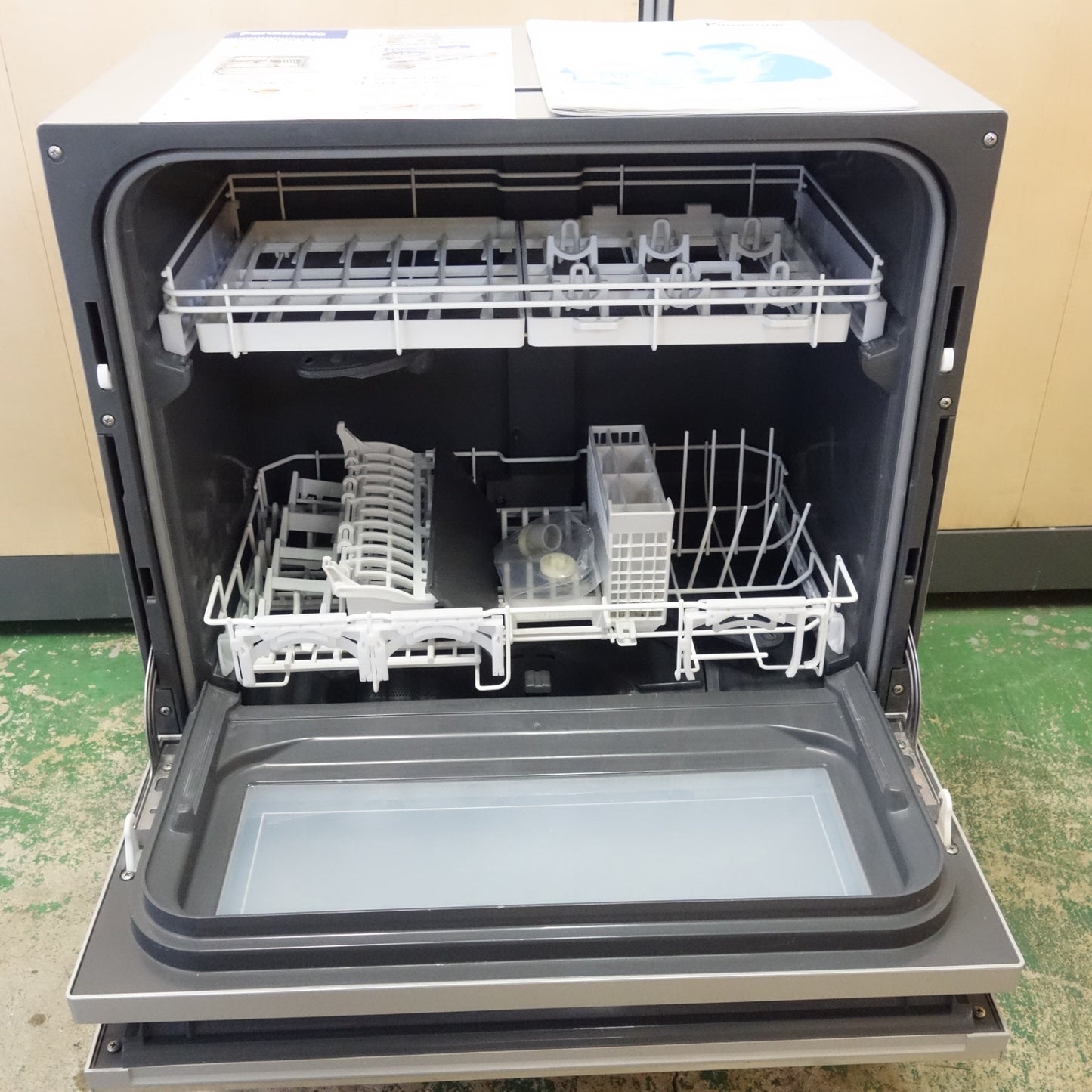 [送料無料] ☆パナソニック 電気 食器洗い 乾燥機 食洗機 NP-TZ300-S 2020年製 Panasonic 現状品☆