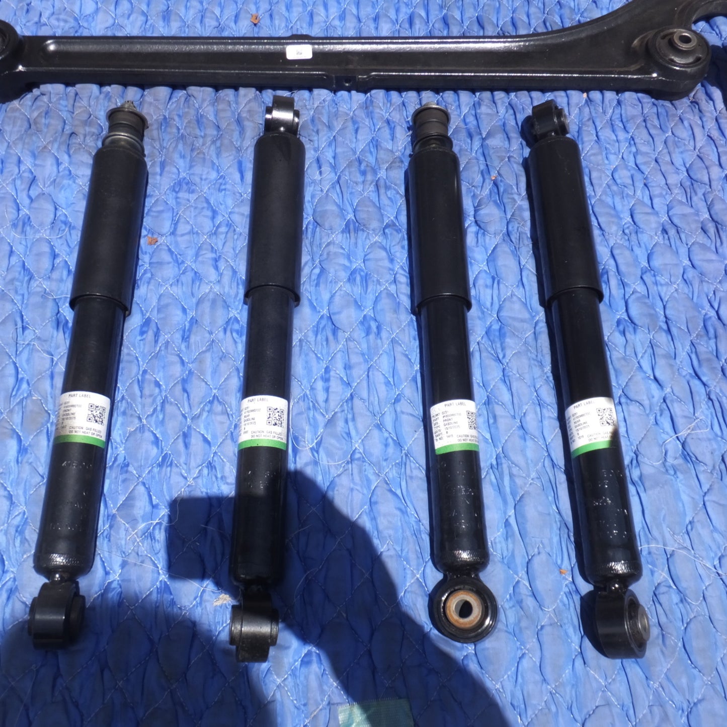 [送料無料] 岐阜発 2個口★スズキ SUZUKI 純正 ジムニーノマド JC74W サスペンション 一式　フロント リア ロアアーム　ラテラルロッド　各種 セット★