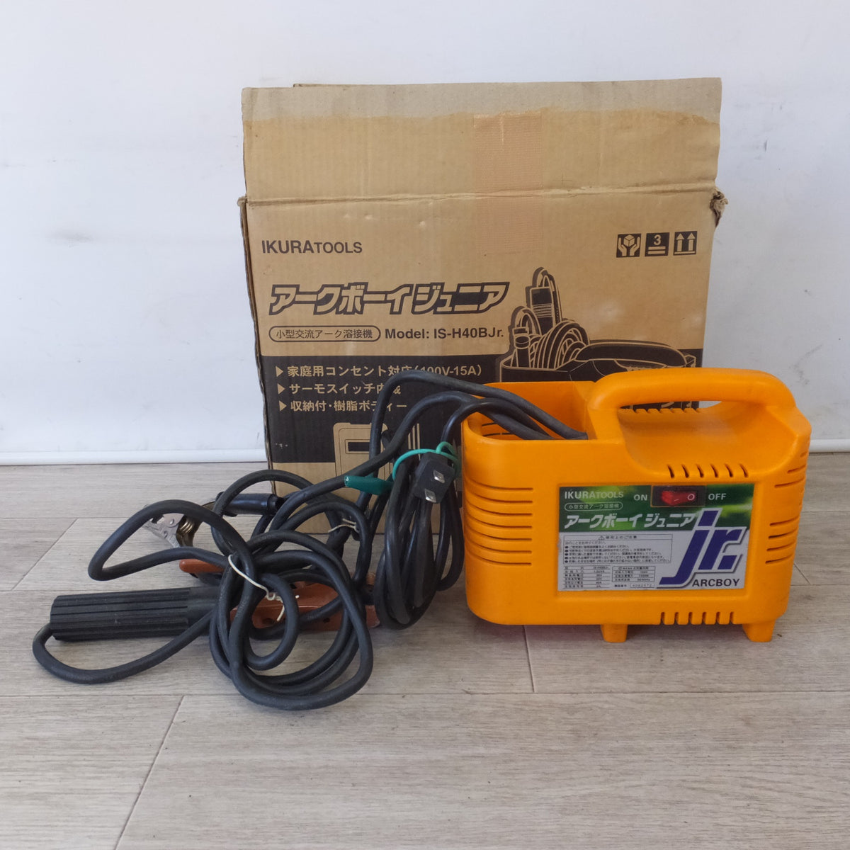 [送料無料] ★育良精機 IKURA 小型交流アーク溶接機 アークボーイジュニア IS-H40BJr.　100V 1350W 50/60Hz★
