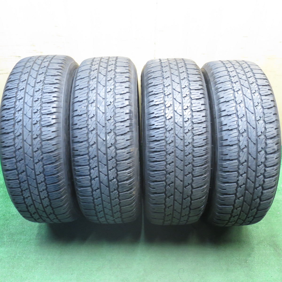 [送料無料] キレイ★トヨタ GUN125 ハイラックス 純正 265/65R17 ブリヂストン デューラー A/T 693Ⅲ 17インチ PCD139.7/6H★5020102クノ