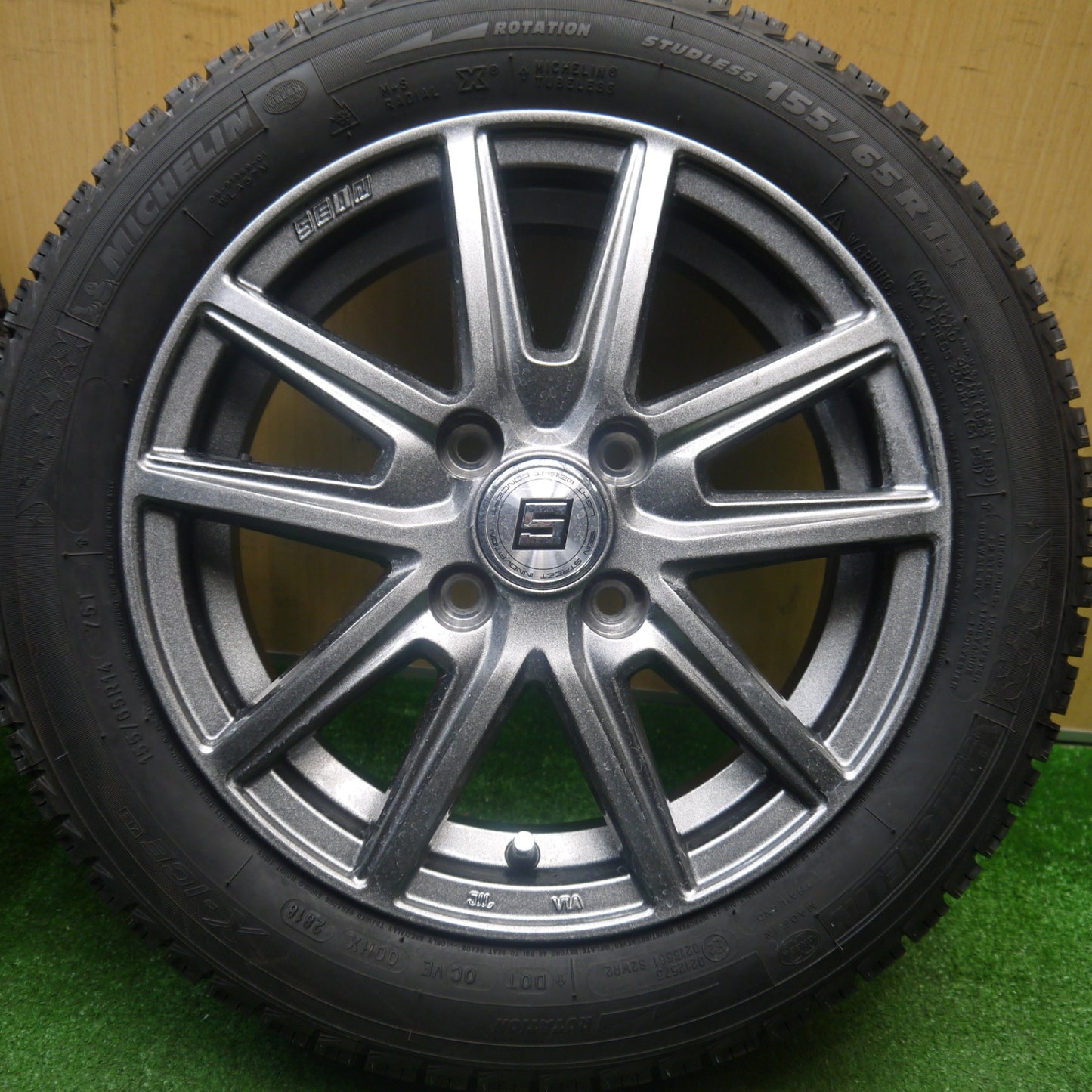 ほぼ未使用！キレイ★スタッドレス 155/65R14 ミシュラン X-ICE XI3 SEIN ザイン 14インチ PCD100/4H★6010909Hス