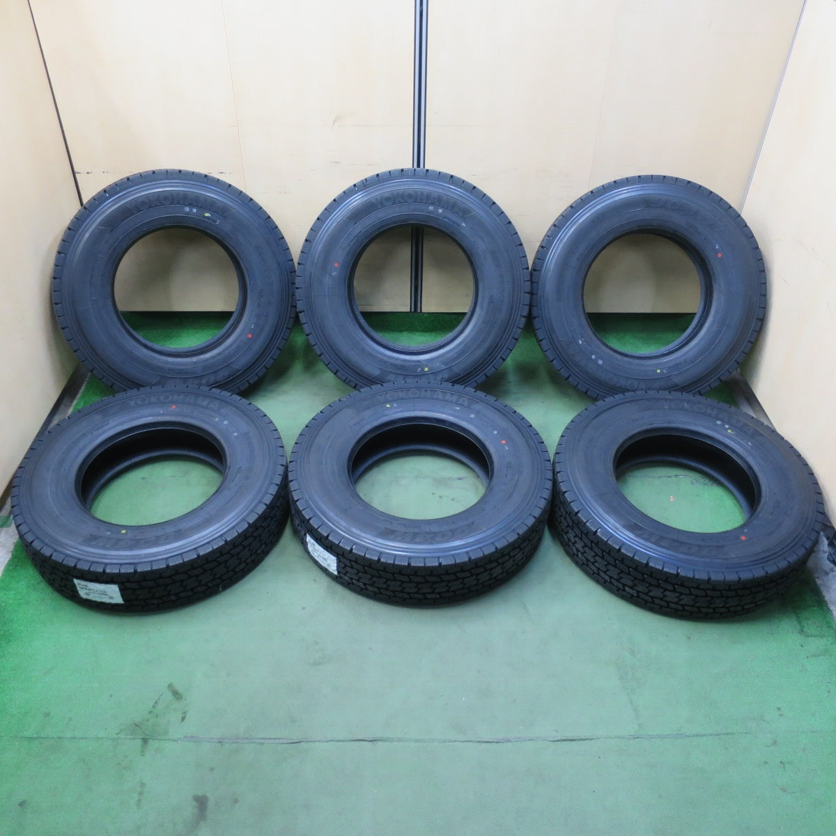 未使用！25年！6本★トラック タイヤ 225/80R17.5 123/122L スタッドレス ヨコハマ 904W 17.5インチ★5112701イスタ