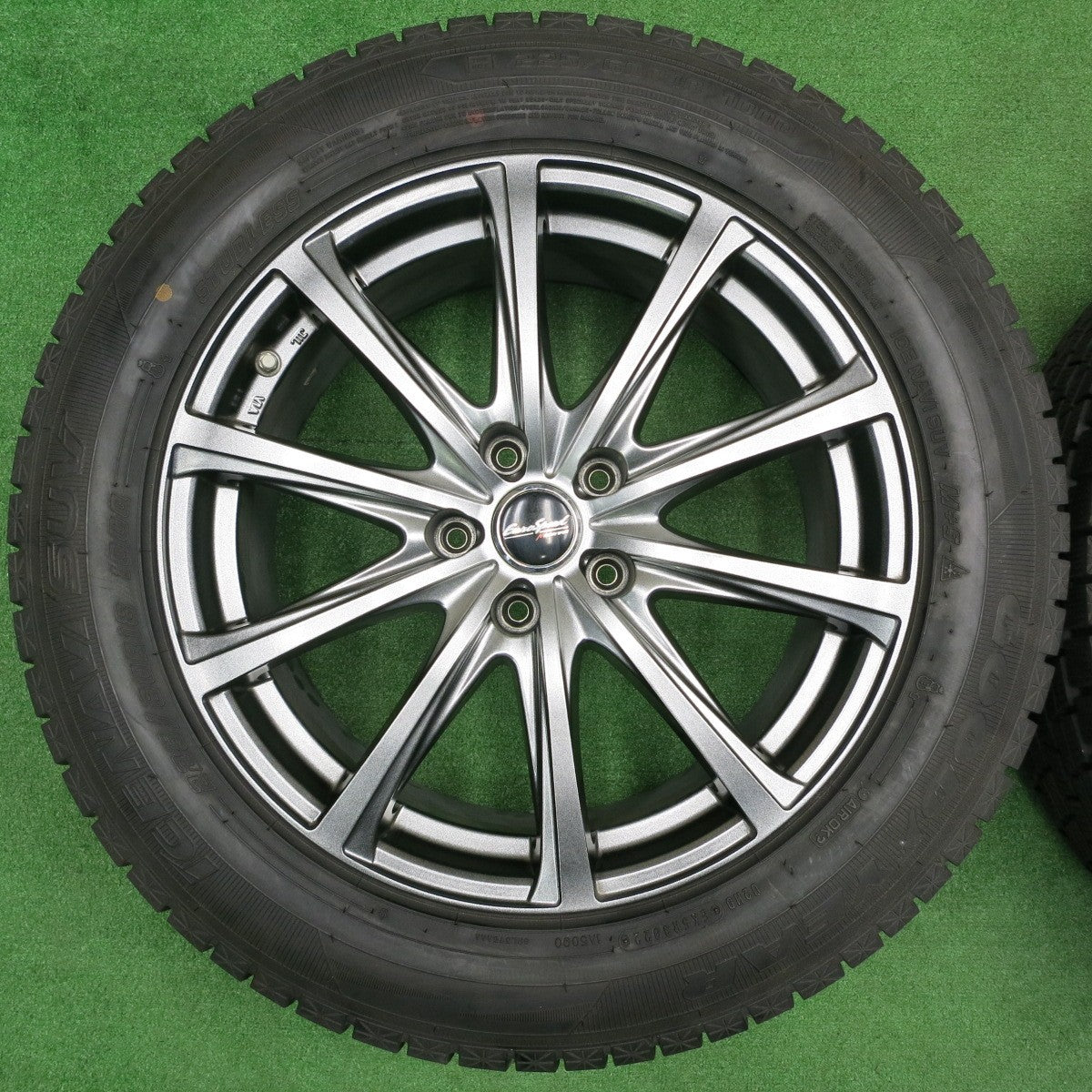 [送料無料] バリ溝！22年！綺麗！9.5分★スタッドレス 225/60R18 グッドイヤー アイスナビ SUV EuroSpeed MANARAY SPORT 18インチ PCD114.3/5H★4111203NJス
