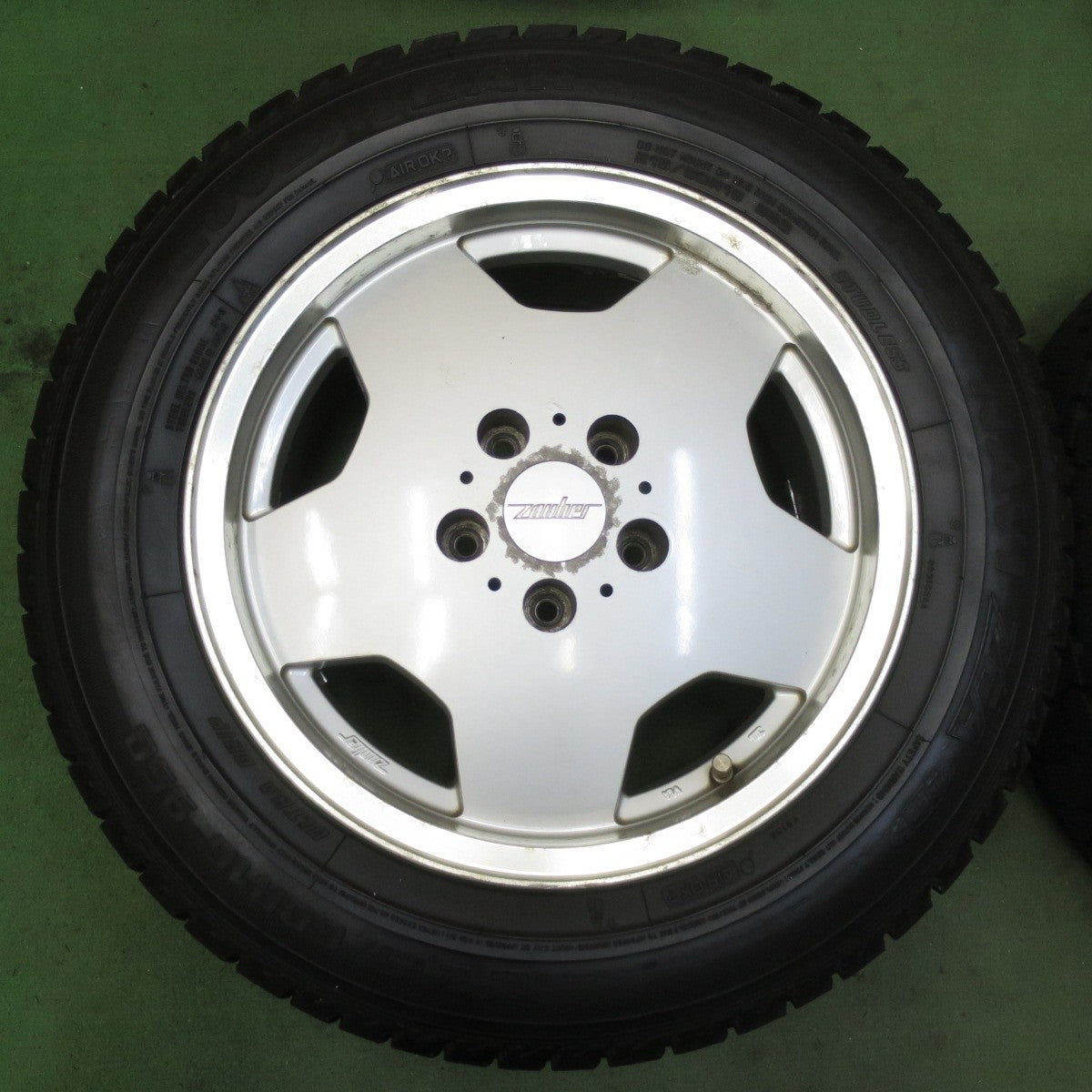 4本価格★スタッドレス 215/60R16 グッドイヤー アイスナビ ZEA Zauber ザウバー 16インチ PCD114.3/5H★5093015イス