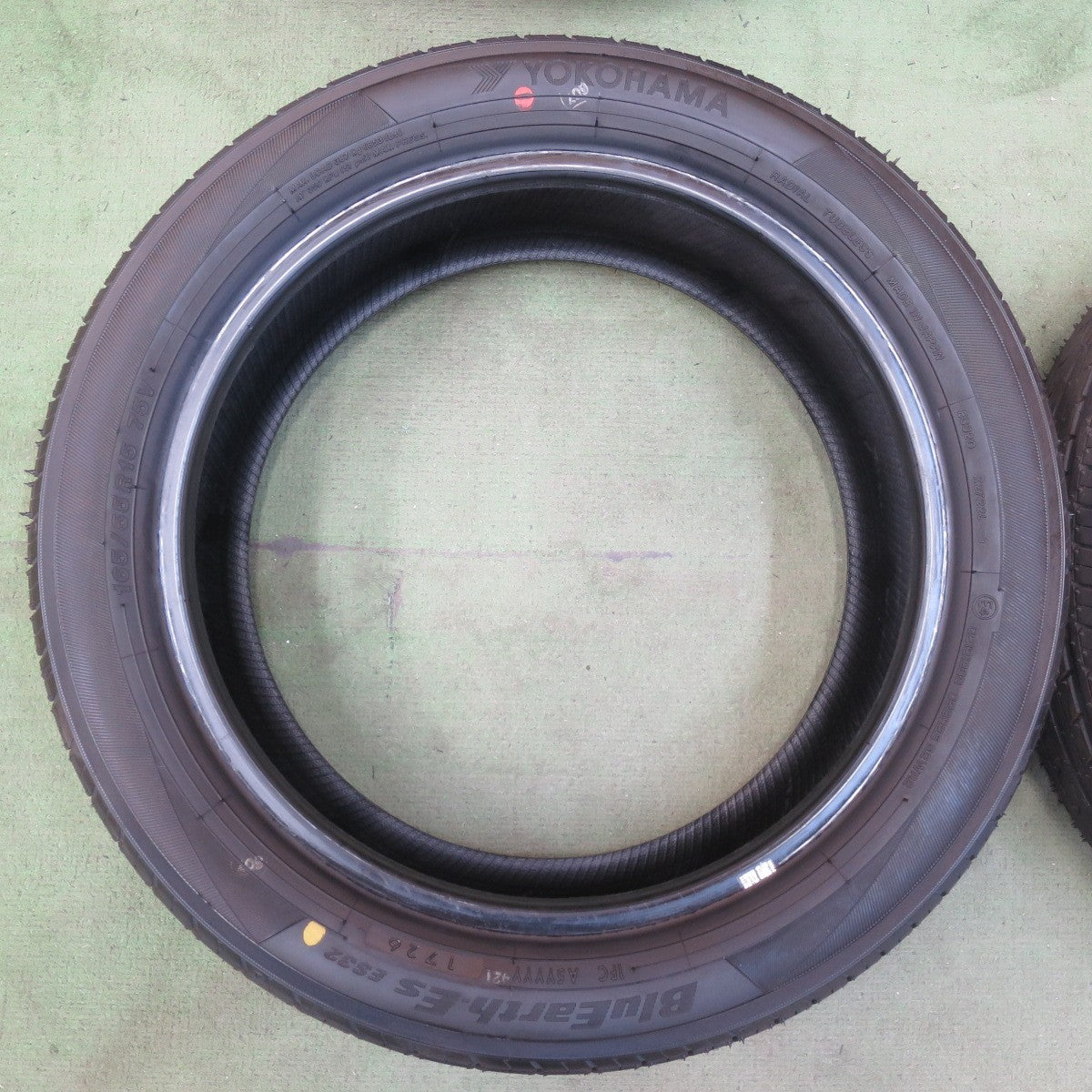 新車外し！26年★165/55R15 ヨコハマ BluEarth-ES ES32 タイヤ 15インチ デイズ スペーシア N-BOX ekクロス タント 等★6061009イノタ