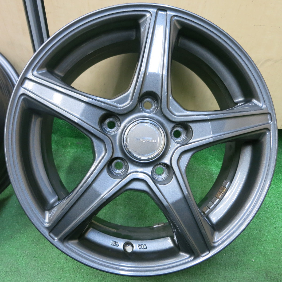 [送料無料] 4本価格★TOPRUN トップラン 15インチ ホイール 15×6J PCD114.3/5H★4103104SYホ