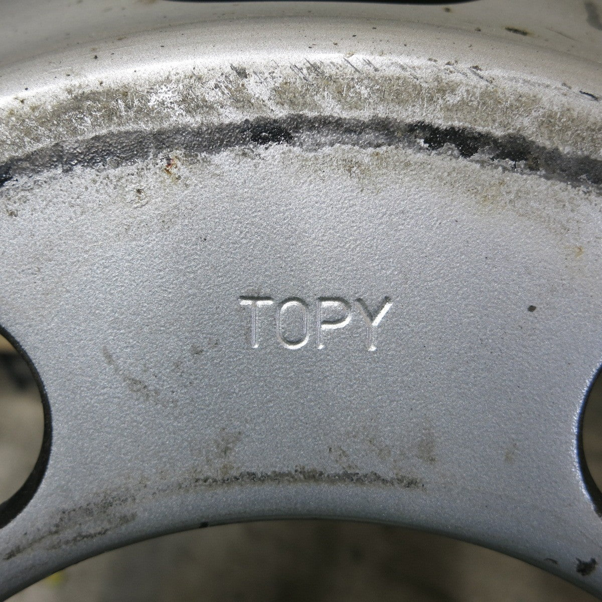 TOPY 17.5x6.00 127-9C ホイール4個セット 中古品 トラック 1本価格☆トラック TOPY スチール ホイール DM2K 17.5×6.00 127-9CS