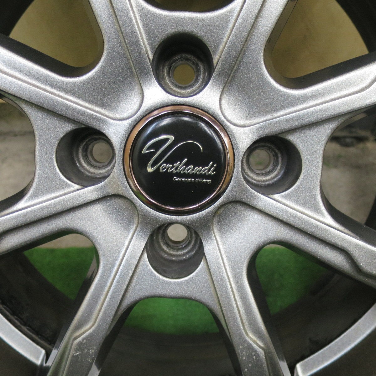 バリ溝！22年！9.5分★スタッドレス 185/60R15 ナンカン アイスアクティバ AW-1 Verthandi ヴェルサンディ ヴェルザンディ 15インチ PCD100/4H★6022004TTス