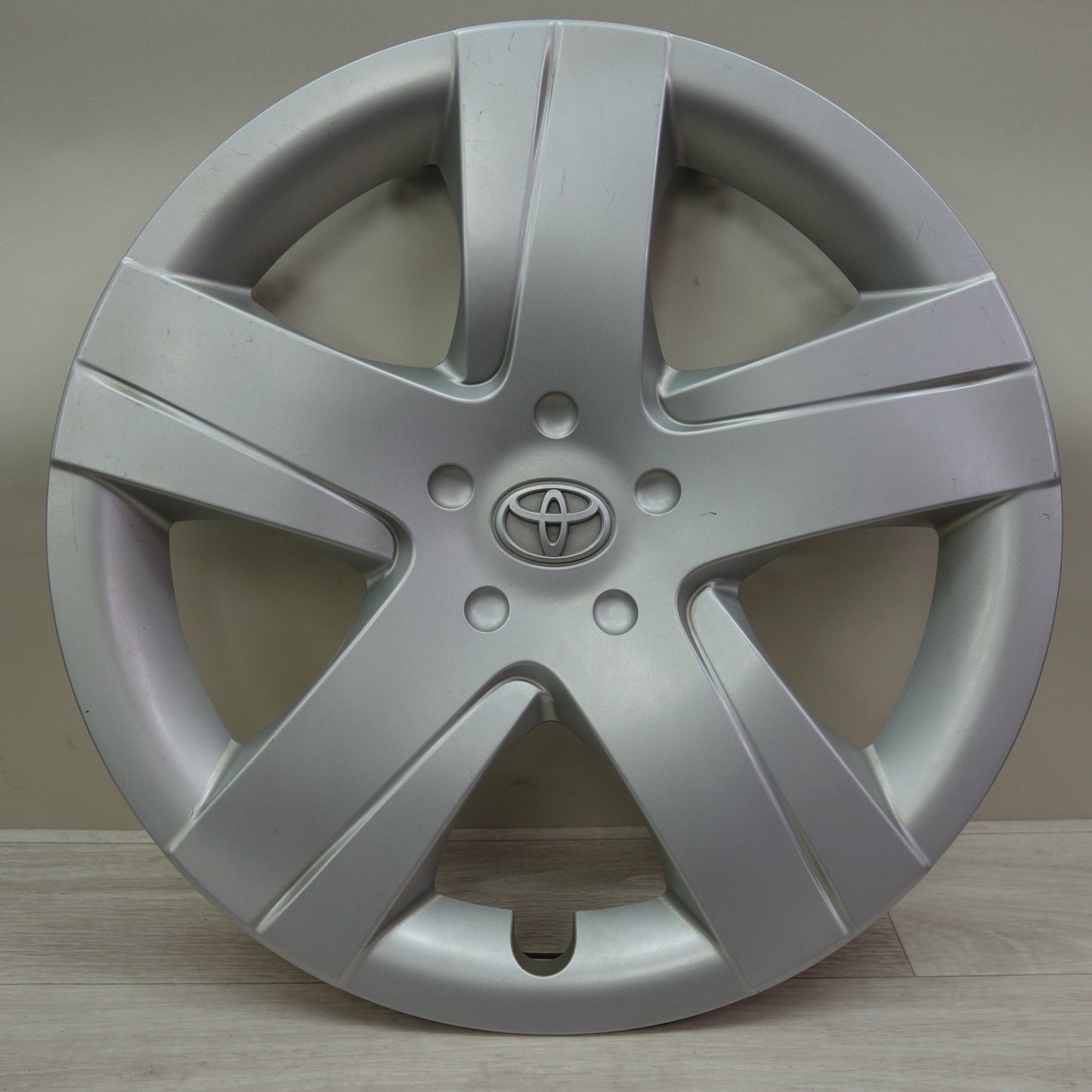 [送料無料] 4枚価格☆トヨタ NCP120 ラクティス 純正 ホイール キャップ カバー 16インチ☆