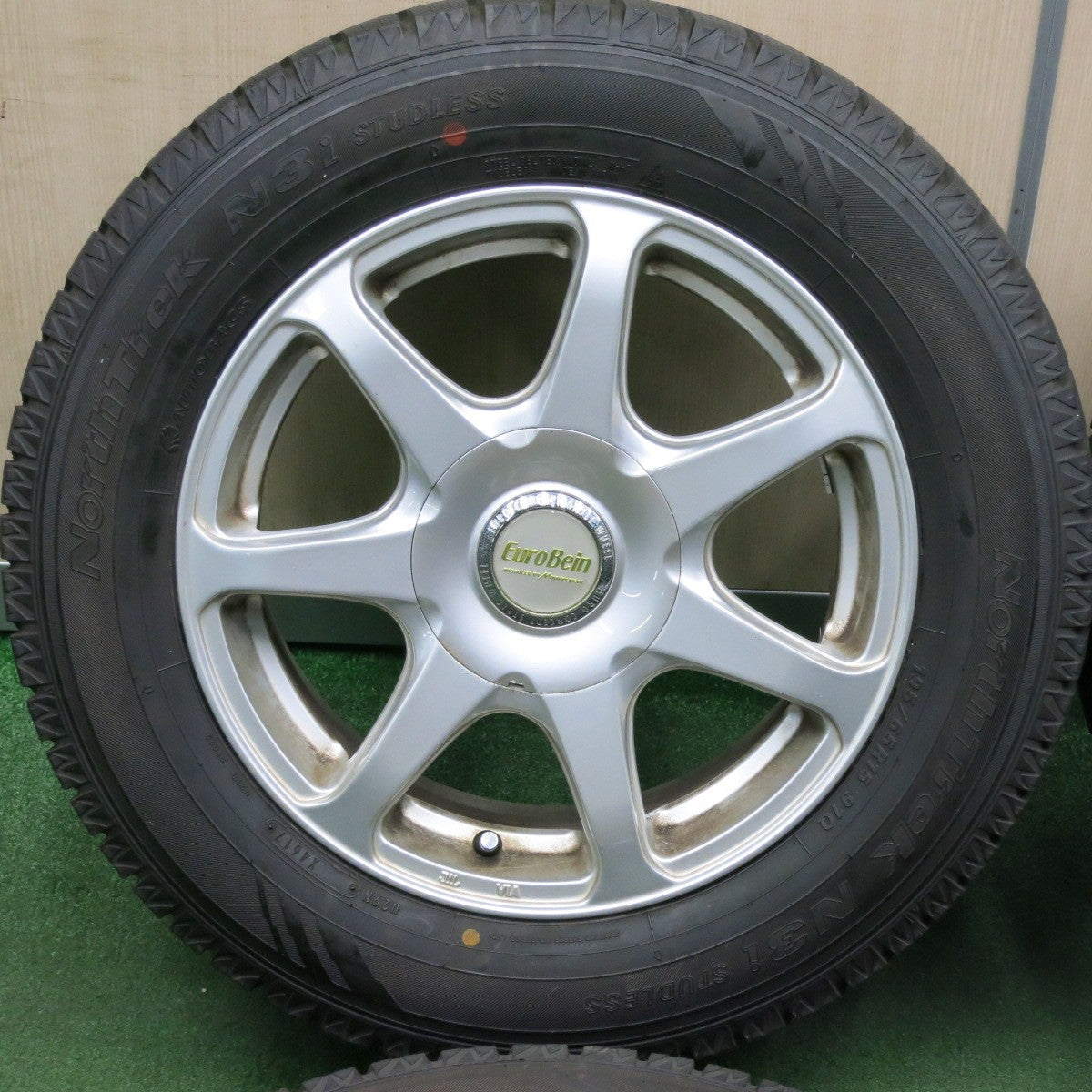 *送料無料* バリ溝！ほぼ10分★スタッドレス 195/65R15 オートバックス ノーストレック N3i EuroBein マナレイ PCD100 114.3/5H マルチ★4040606TNス
