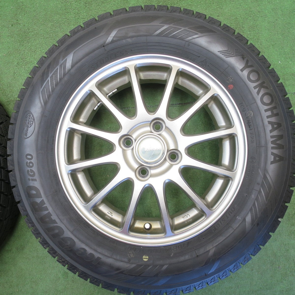 バリ溝！23年！キレイ！9.5分★スタッドレス 185/70R14 ヨコハマ アイスガード iG60 ECO FORME SE-12 エコフォルム 14インチ PCD100/4H★6051006NJス