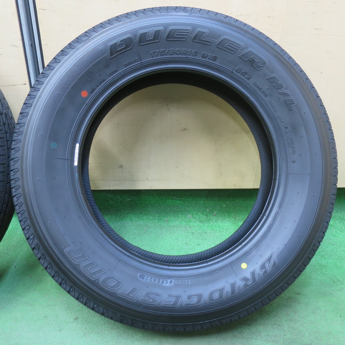 新車外し！25年★ジムニー 等 175/80R16 ブリヂストン デューラー H/L 852 DUELER タイヤ 16インチ★5122207イノタ