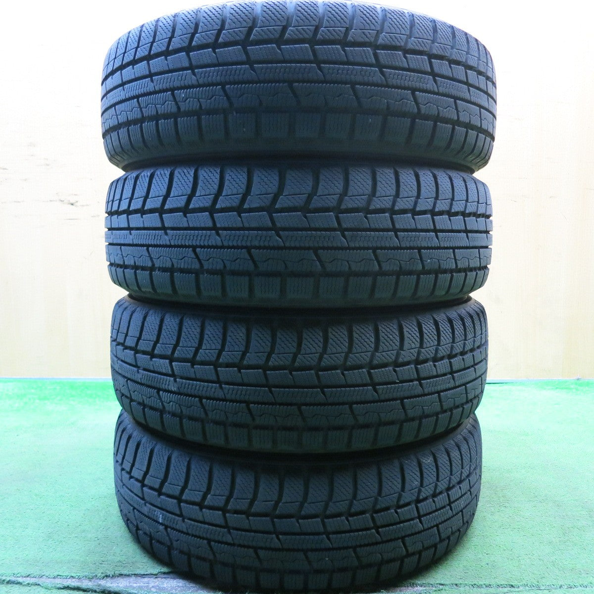 バリ溝！21年！キレイ！8.5分★スタッドレス 165/65R14 トーヨー ウインター トランパス TX VELVA CHARGE ヴェルヴァ 14インチ PCD100/4H★5060704HAス