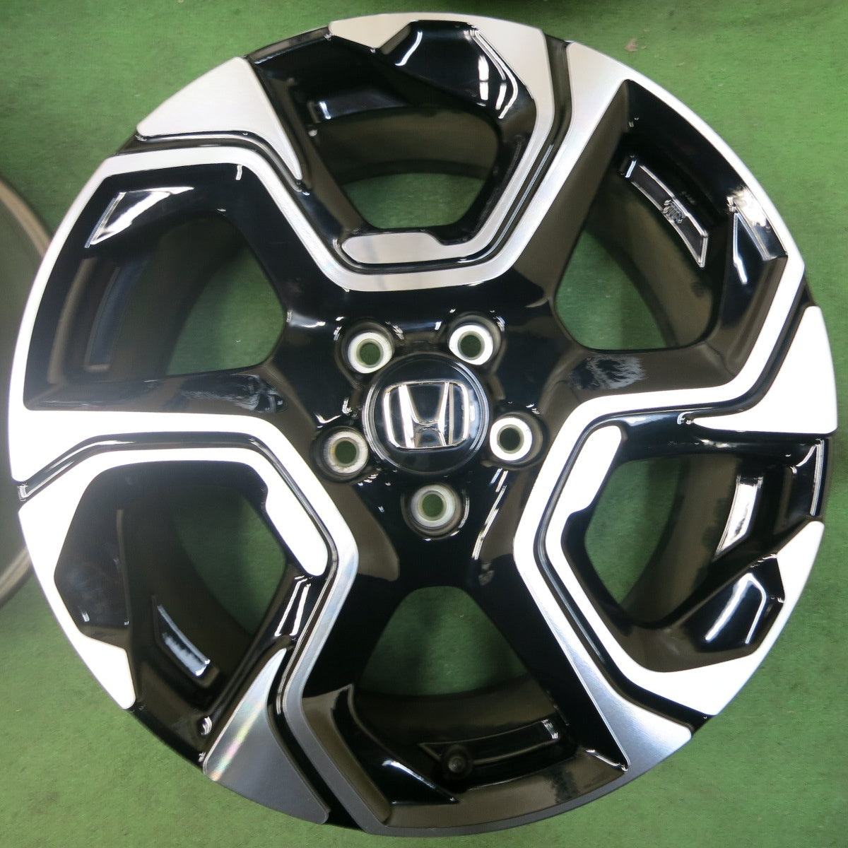 [送料無料] キレイ★ホンダ CR-V 純正 ホイール 18インチ 18×7.5J PCD114.3/5H★4110803SYホ