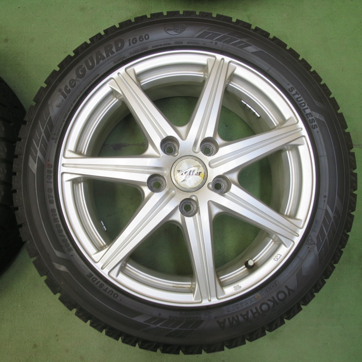 バリ溝！ほぼ10分★スタッドレス 205/50R16 ヨコハマ アイスガード iG60 Treffer トレファー 16インチ PCD114.3/5H★6052802イス